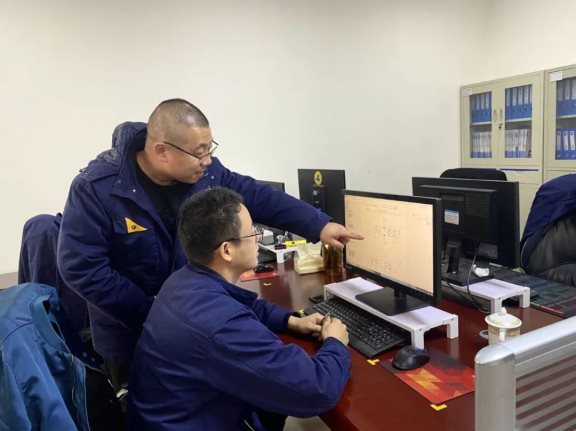“職工創(chuàng)新工作室”作為實用型人才“孵化器 “職工創(chuàng)新工作室”作為實用型人才“孵化器