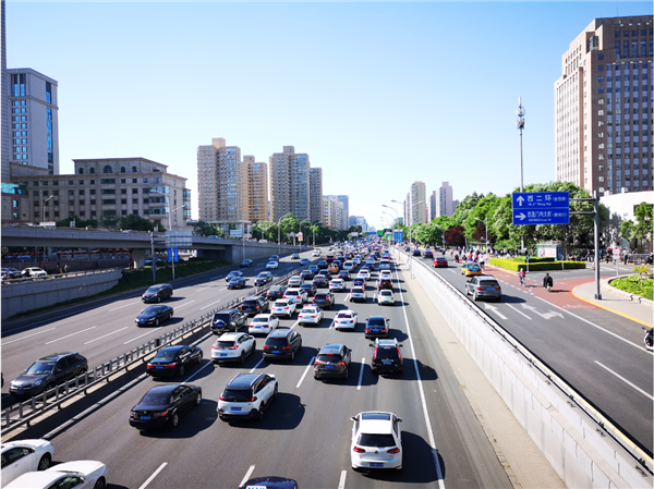 降幅收窄 乘用車市捍衛“銀十”成色 降幅收窄 乘用車市捍衛“銀十”成色