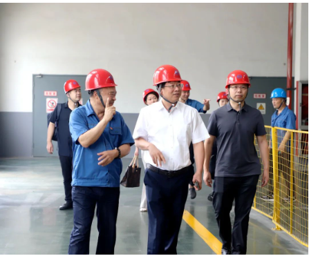 桐鄉(xiāng)市常務(wù)副市長穆運安一行蒞臨雙箭股份考察指導(dǎo)! 桐鄉(xiāng)市常務(wù)副市長穆運安一行蒞臨雙箭股份考察指導(dǎo)!