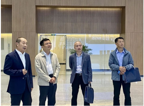 青島市工業(yè)和信息化局卞成調(diào)研金能化學項目