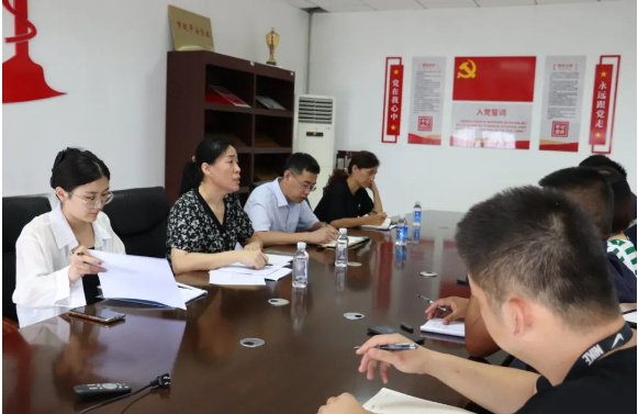 墾利區商務局副局長楊立海表示對公司的發展前景表示肯定，并承諾在今后的工作中，該局將持續與企業保持緊密的溝通與合作，提供政策支持，確保各項工作得以順利實施，共同營造穩健、健康的發展環境。